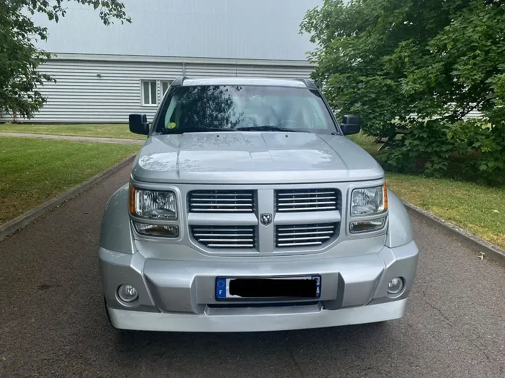 Gebraucht Dodge Nitro 260 PS (191 kW) 2008 Grau SUV