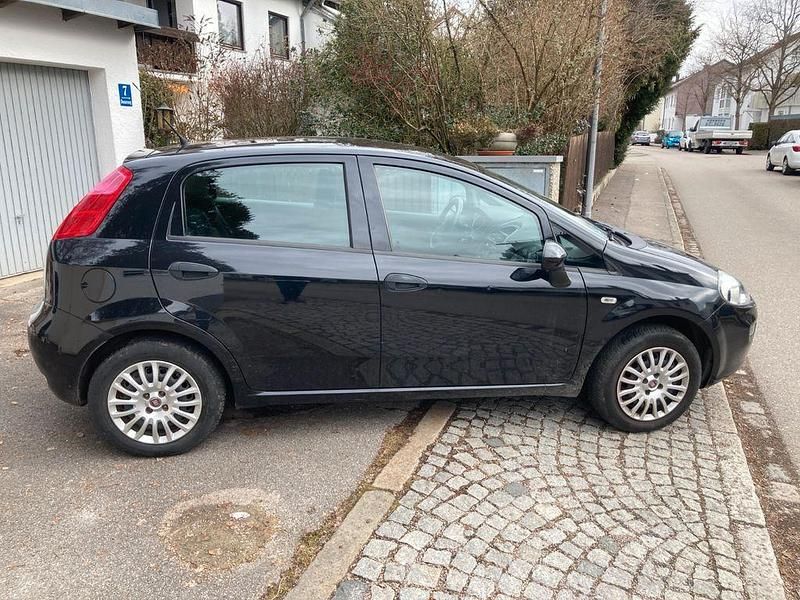 Gebraucht Fiat Punto Mystyle 69 PS (50 kW) 2017 Schwarz Kleinwagen