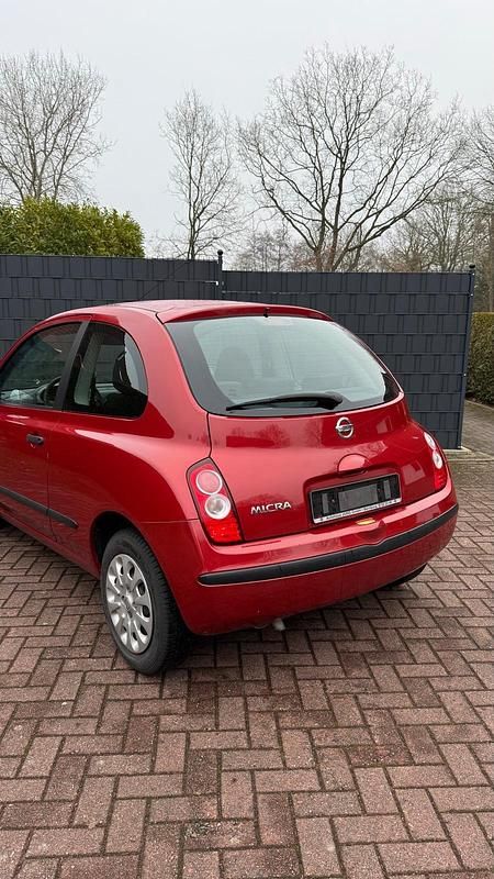 Gebraucht Nissan Micra 65 PS (47 kW) 2008 Rot Kleinwagen
