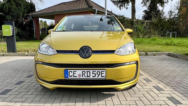 Gebraucht VW e-up! United 61 kW (83 PS) 2021 Gold Kleinwagen