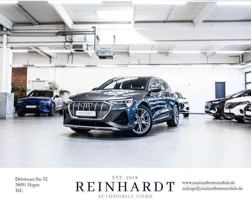 Daytonagrau perleffekt Gebraucht 2022 Audi e-tron S-Line SUV | 39.705 € - Bild 1/3