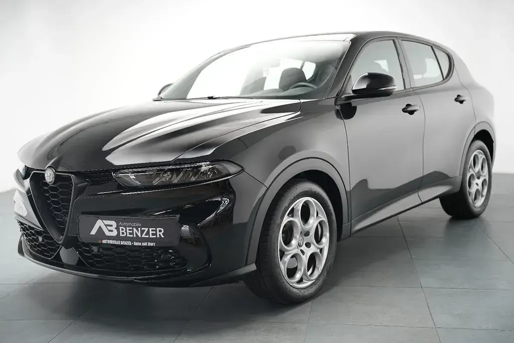 Gebraucht Alfa Romeo Tonale Sprint 131 PS (96 kW) 2023 Schwarz SUV