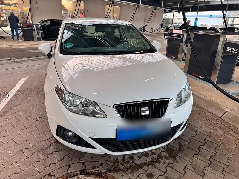 Weiß Gebraucht 2012 Seat Ibiza Kleinwagen | 3.000 € (Superpreis) - Bild 1/4