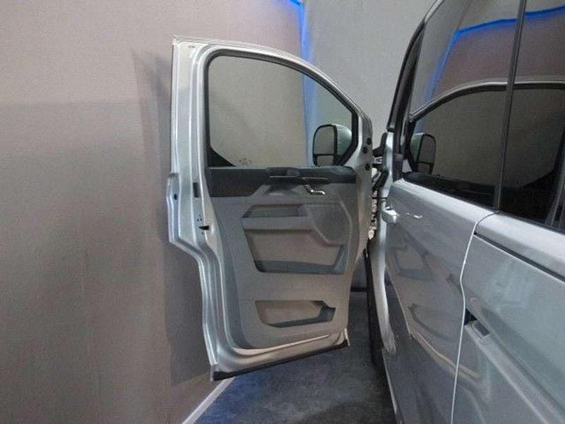 Gebraucht Ford Transit Custom Titanium 136 PS (100 kW) 2025 Polarsilber metallic Van / Kleinbus