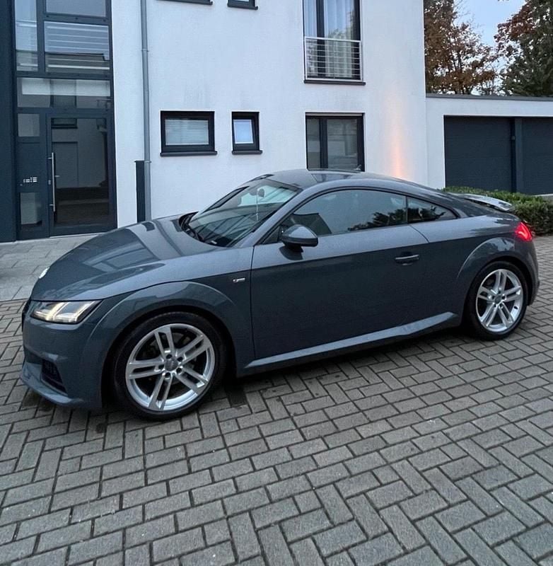 Gebraucht Audi TTS S-Line 180 PS (132 kW) 2016 Grau Coupé