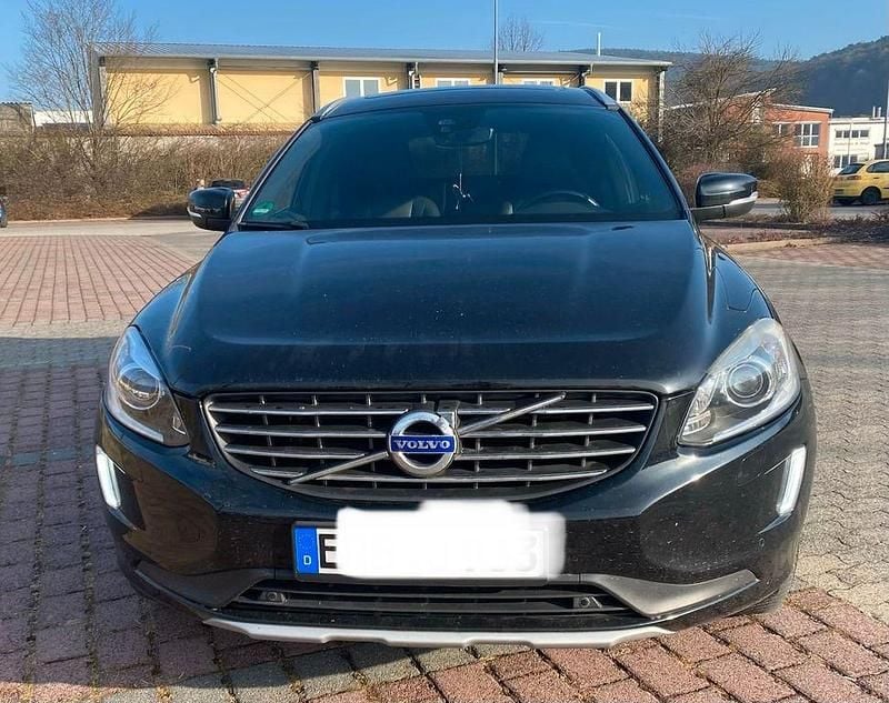 Gebraucht Volvo XC60 Summum 190 PS (139 kW) 2016 Schwarz SUV