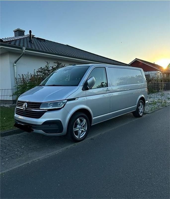 Usata VW Transporter 150 CV (110 kW) 2020 Argento Furgone