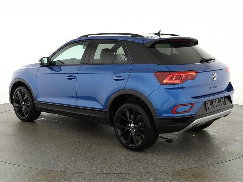 Neu VW T-Roc Style 150 PS (110 kW) 2025 Blau SUV