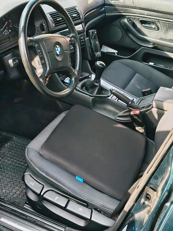 Gebraucht BMW 523 1999 Grün Limousine