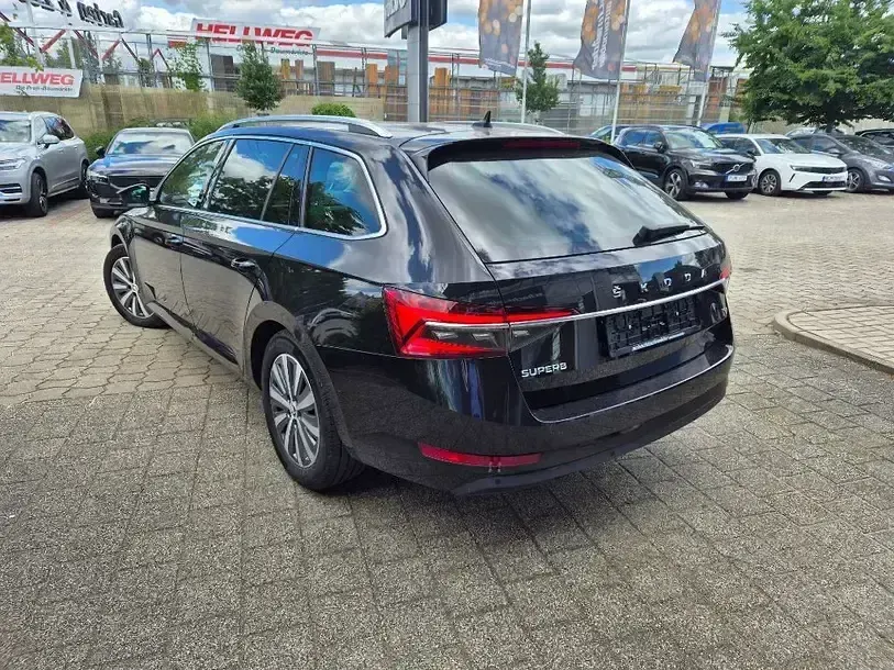 Gebraucht Skoda Superb Style 218 PS (160 kW) 2023 Schwarz Kombi