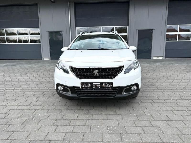 Gebraucht Peugeot 2008 Active 82 PS (60 kW) 2019 Weiß SUV