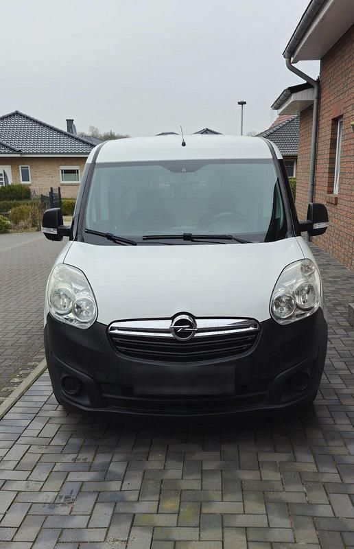 Gebraucht Opel Combo 105 PS (77 kW) 2013 Weiß Van / Kleinbus
