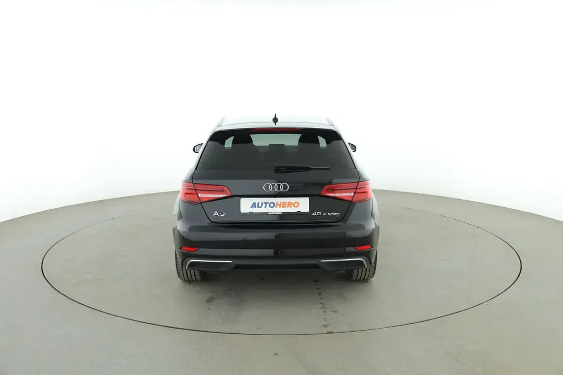 Używany Audi e-tron Sport 2020 Czarny SUV