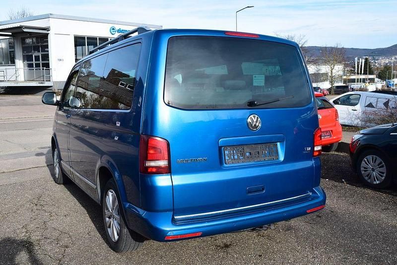 Gebraucht VW Transporter Life 179 PS (131 kW) 2013 Blau Van