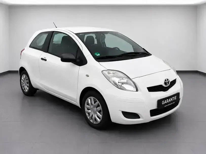 Gebraucht Toyota Yaris Cool 69 PS (50 kW) 2010 Weiss Kleinwagen