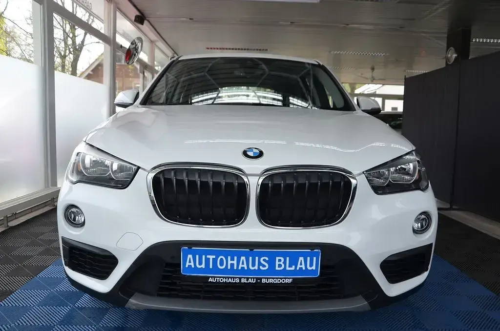 Gebraucht BMW X1 Advantage 140 PS (102 kW) 2017 Weiß SUV