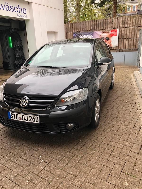 Schwarz Gebraucht 2006 VW Golf Plus Cross S Van / Kleinbus | 3.200 € (Fairer Preis) - Bild 1/4
