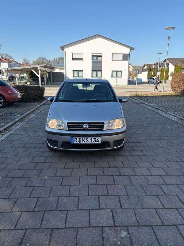 Gebraucht 2004 Fiat Punto Dynamic Kleinwagen | 750 € (Guter Preis) - Bild 1/4