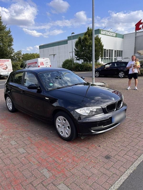 Gebraucht BMW 116 115 PS (84 kW) 2007 Schwarz Kleinwagen