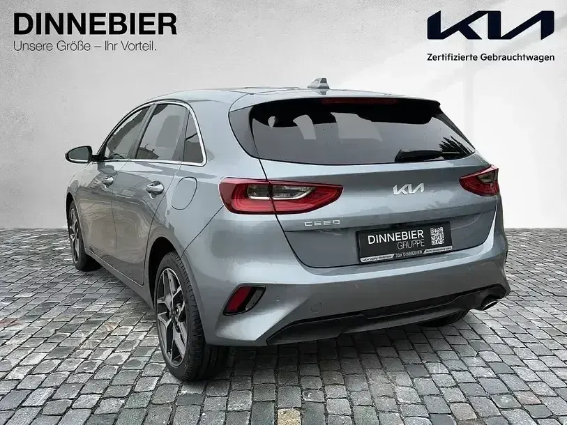 Neu Kia Ceed 140 PS (102 kW) 2025 Silber (metallic) Kleinwagen