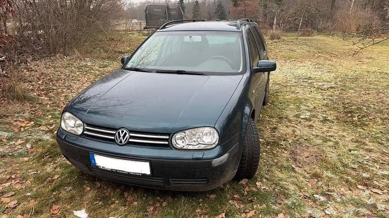 Grün Gebraucht 2002 VW Golf IV Basis Kombi | 790 € (Guter Preis) - Bild 1/4