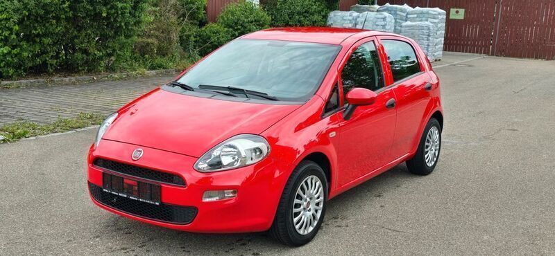 Rot Gebraucht 2016 Fiat Punto Evo Mystyle Kleinwagen | 4.900 € (Fairer Preis) - Bild 1/4