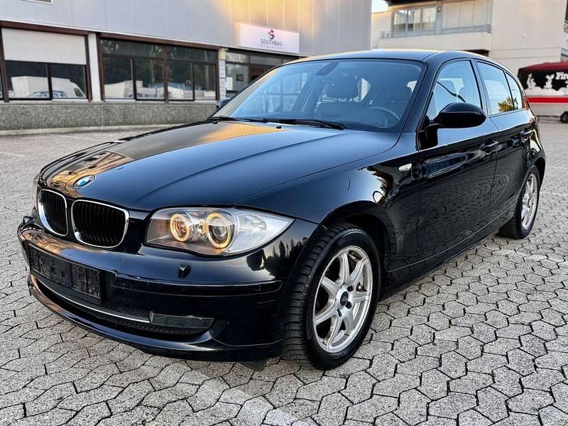 Schwarz Gebraucht 2008 BMW 118 Advantage Kleinwagen | 4.490 € (Fairer Preis) - Bild 1/4