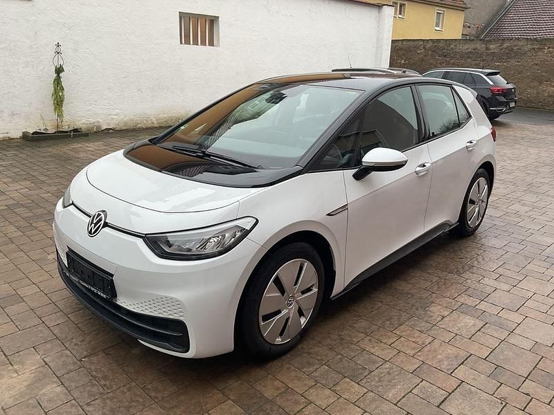 Gebraucht VW ID.3 Pro 106 kW (145 PS) 2021 Weiß Kleinwagen