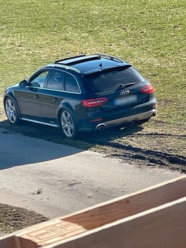 Gebraucht Audi A4 Allroad 300 PS (220 kW) 2010 Schwarz Kombi