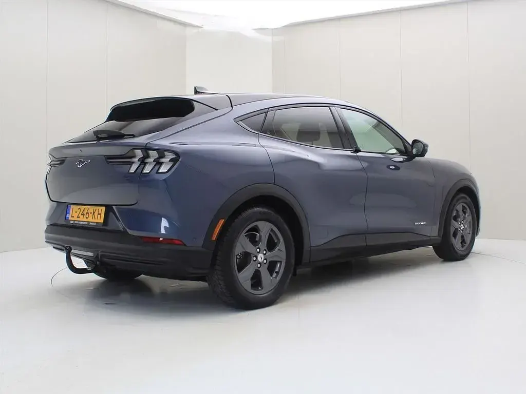 Gebraucht Ford Mustang Mach-E 189 kW (258 PS) 2021 Blau SUV