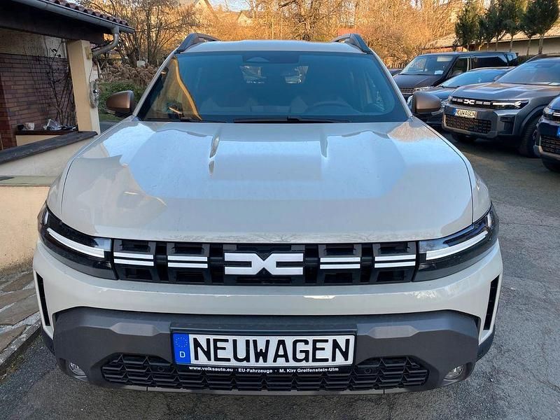 Neu Dacia Duster Extreme 154 PS (113 kW) 2026 Beige SUV