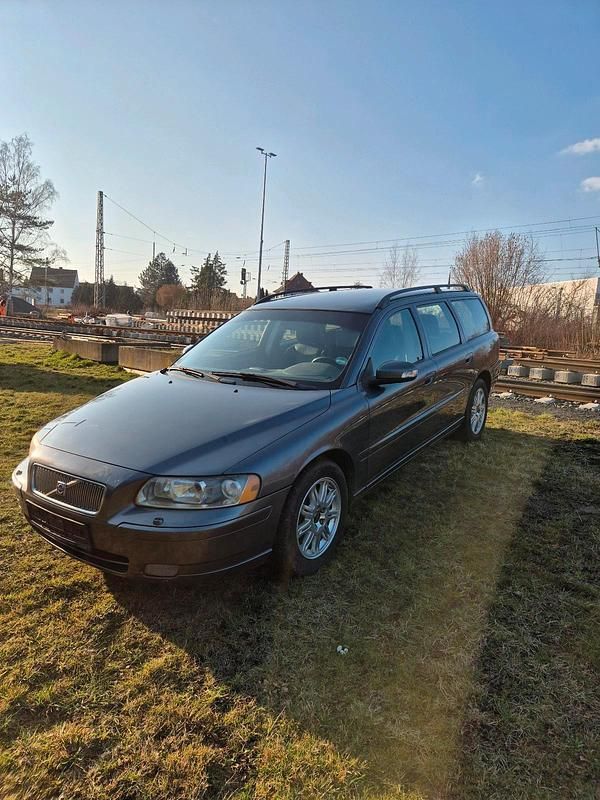 Gebraucht Volvo V70 185 PS (136 kW) 2006 Grau Kombi