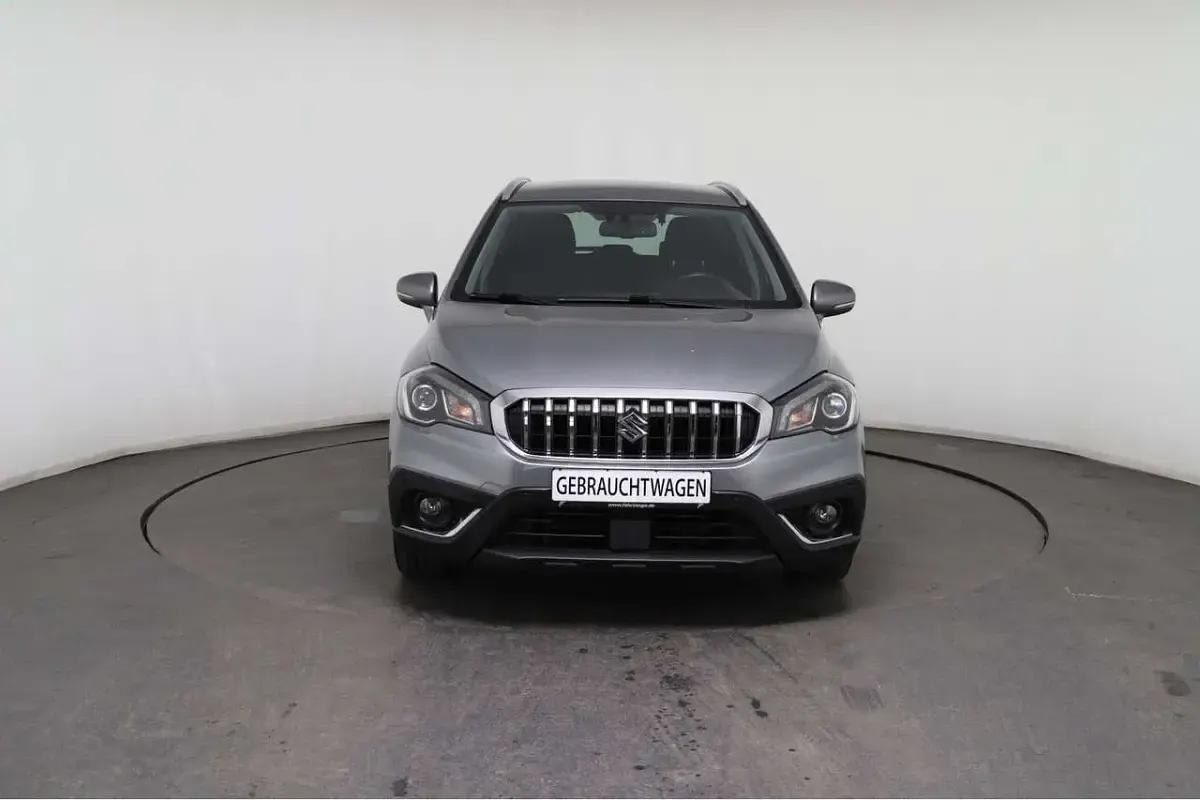 Gebraucht Suzuki SX4 Comfort 140 PS (102 kW) 2016 Grau Limousine