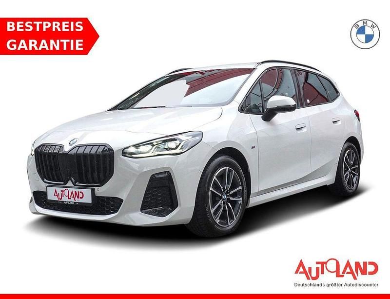 Weiß Gebraucht 2023 BMW 218 Active Tourer M Sport Van / Kleinbus | 28.990 € (Fairer Preis) - Bild 1/4