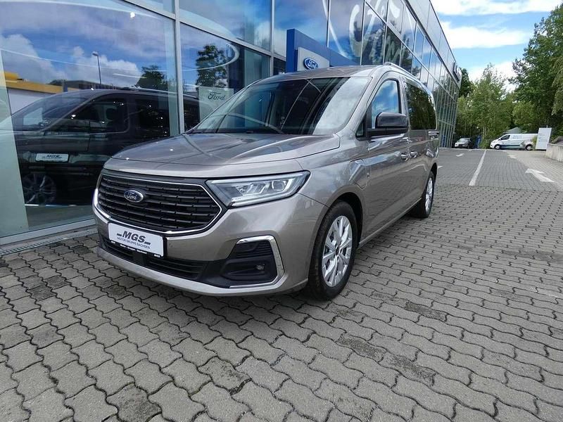 Neu Ford Tourneo Titanium 150 PS (110 kW) 2025 Dusky silver metallic Kombi