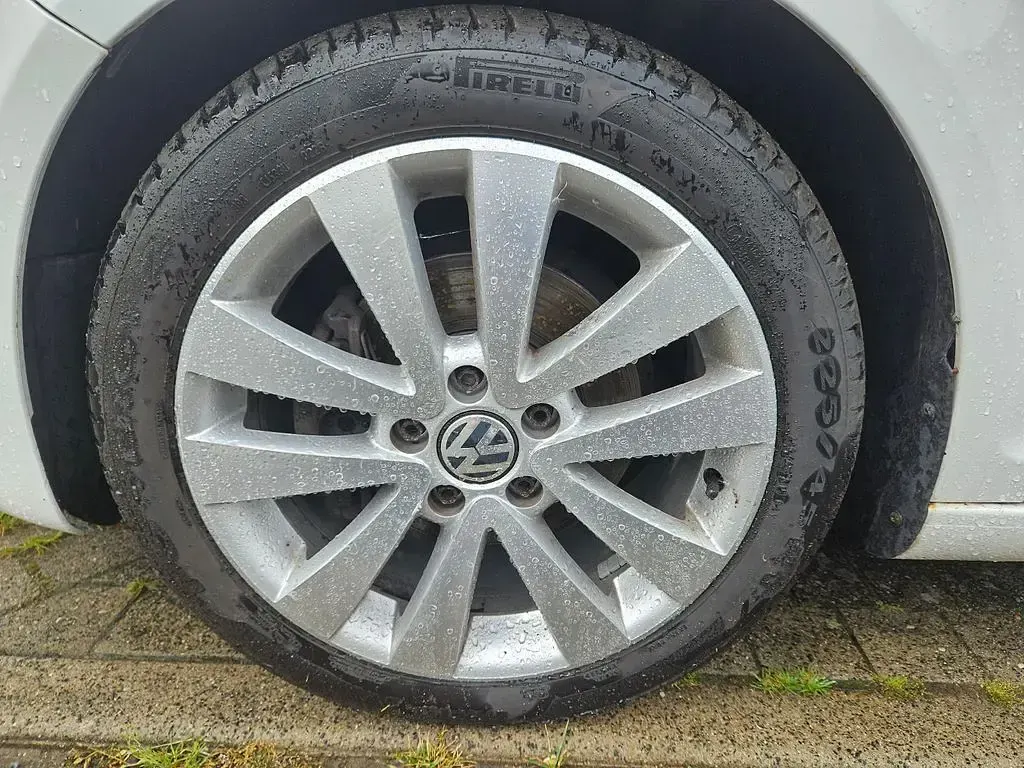 Gebraucht VW Golf Plus 122 PS (89 kW) 2010 Weiß Van / Kleinbus