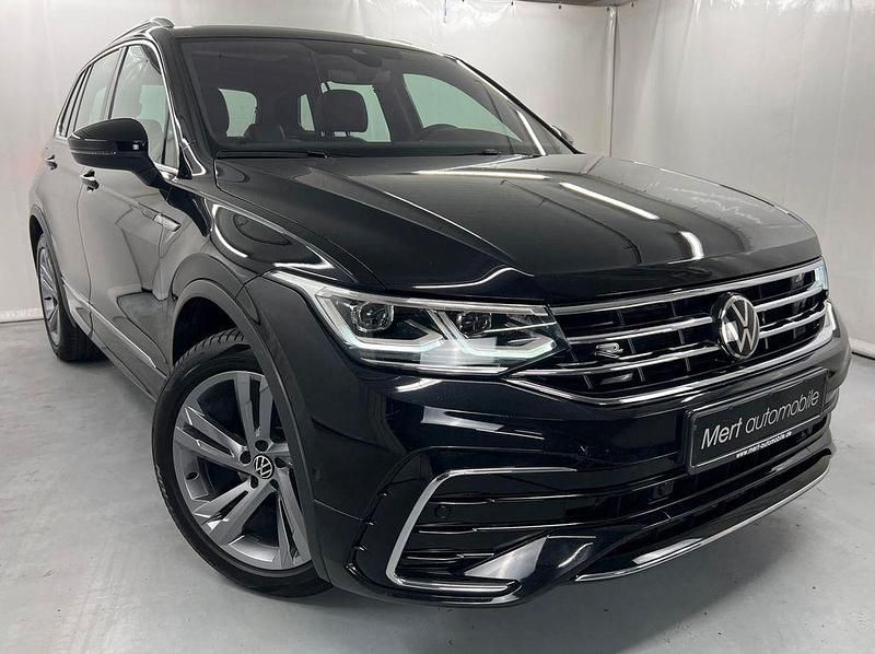 Deep black Gebraucht 2022 VW Tiguan R-line SUV | 30.990 € (Fairer Preis) - Bild 1/4