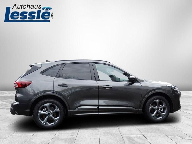 Gebraucht Ford Kuga ST-Line 186 PS (136 kW) 2025 Magneticgrau (metallic) SUV