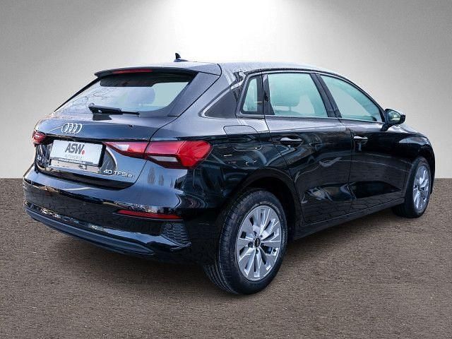 Gebraucht Audi A3 Performance 204 PS (150 kW) 2023 Mythosschwarz metallic (metallic) Limousine