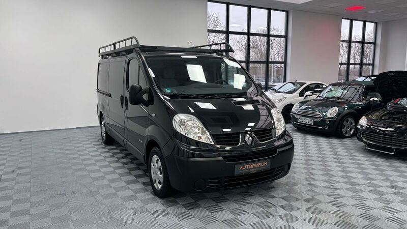 Schwarz Gebraucht 2014 Renault Trafic Van | 9.999 € (Superpreis) - Bild 1/4
