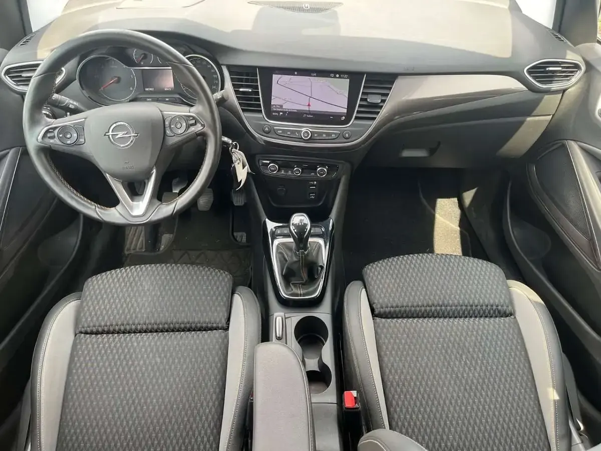 Gebraucht Opel Crossland X 99 PS (72 kW) 2018 Arktisblau/true blue SUV