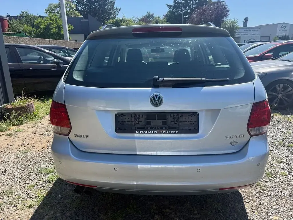 Gebraucht VW Golf VI Comfortline 140 PS (102 kW) 2010 Silber Kleinwagen