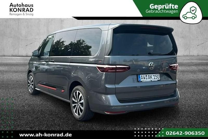 Usata VW Multivan Basis 150 CV (110 kW) 2025 Grigio Monovolume