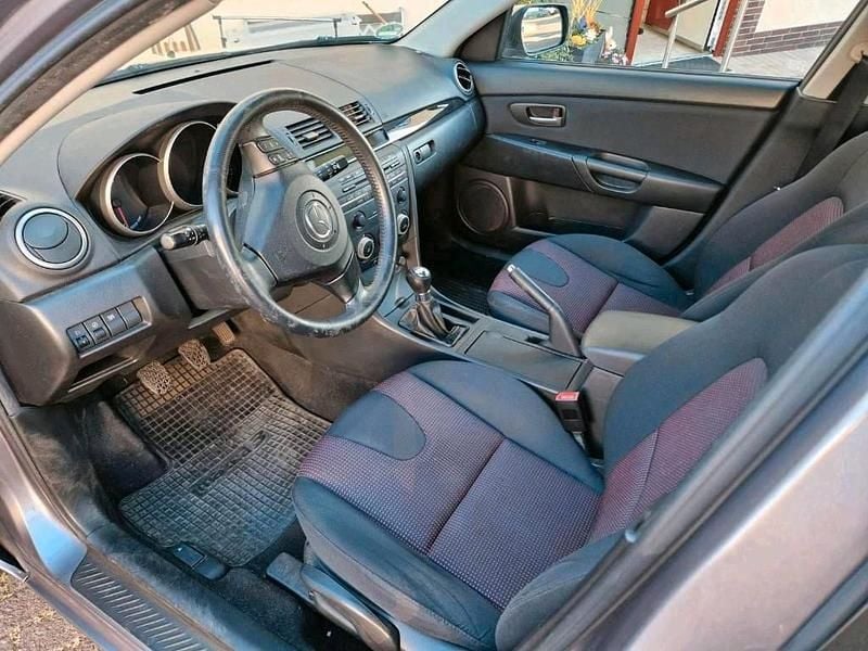 Second-hand Mazda 3 104 CP (76 kW) 2005 Gri Hatchback