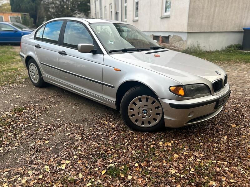Gebraucht BMW 316 116 PS (85 kW) 2002 Silber Limousine