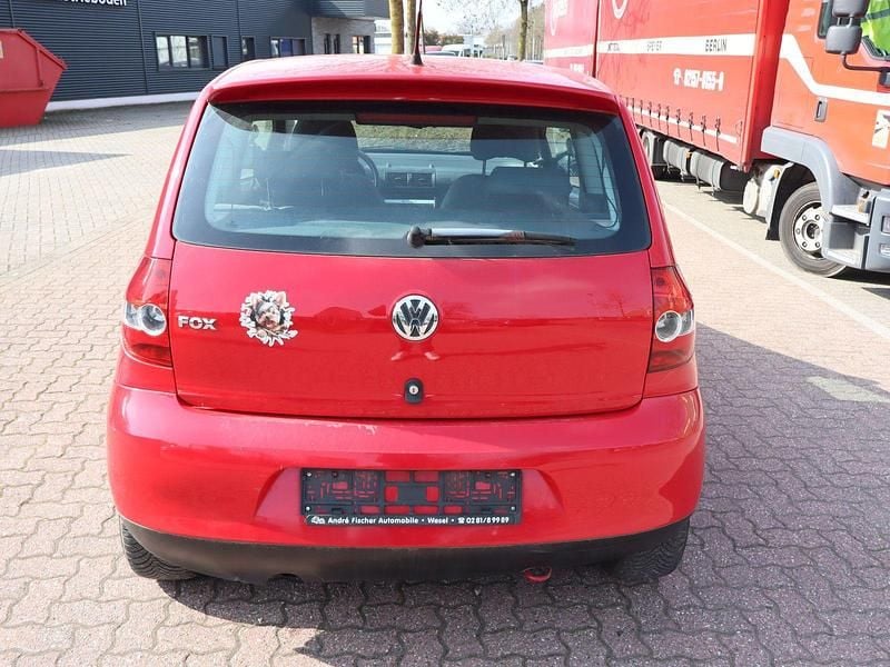 Gebraucht VW Fox Style 54 PS (39 kW) 2010 Rot Kleinwagen