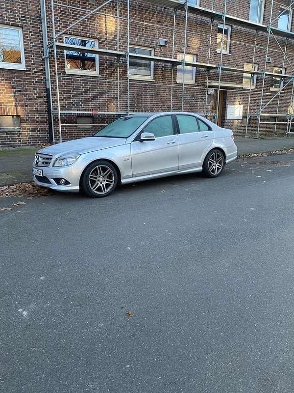 Gebraucht 2010 Mercedes C200 Avantgarde Limousine | 6.900 € (Guter Preis) - Bild 1/4