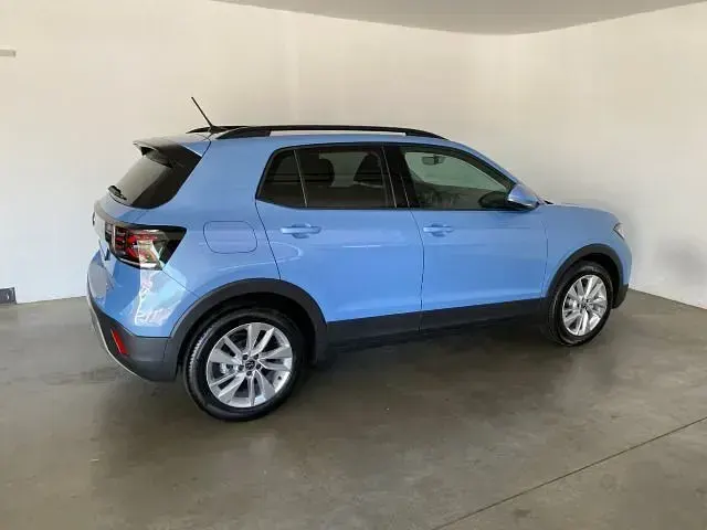 Neu VW T-Cross Life 116 PS (85 kW) 2026 Rot SUV