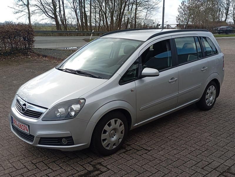 Gebraucht Opel Zafira 101 PS (74 kW) 2005 Van / Kleinbus