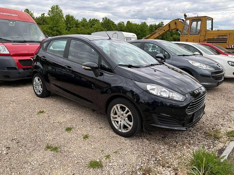 Schwarz Gebraucht 2014 Ford Fiesta Kleinwagen | 2.950 € (Guter Preis) - Bild 1/4